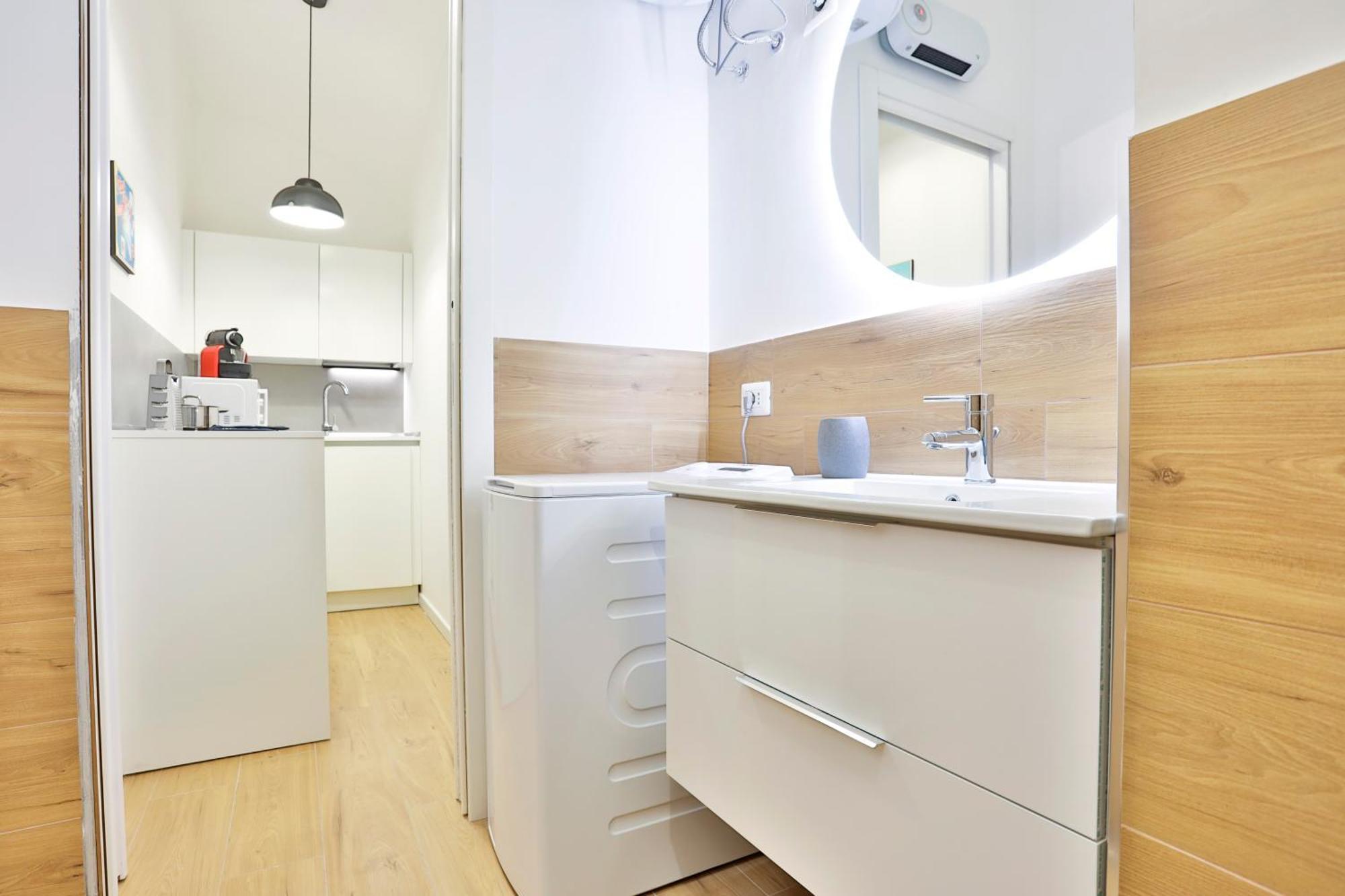 Urban Living In Chiaia - Close To Grenoble Appartamento *
